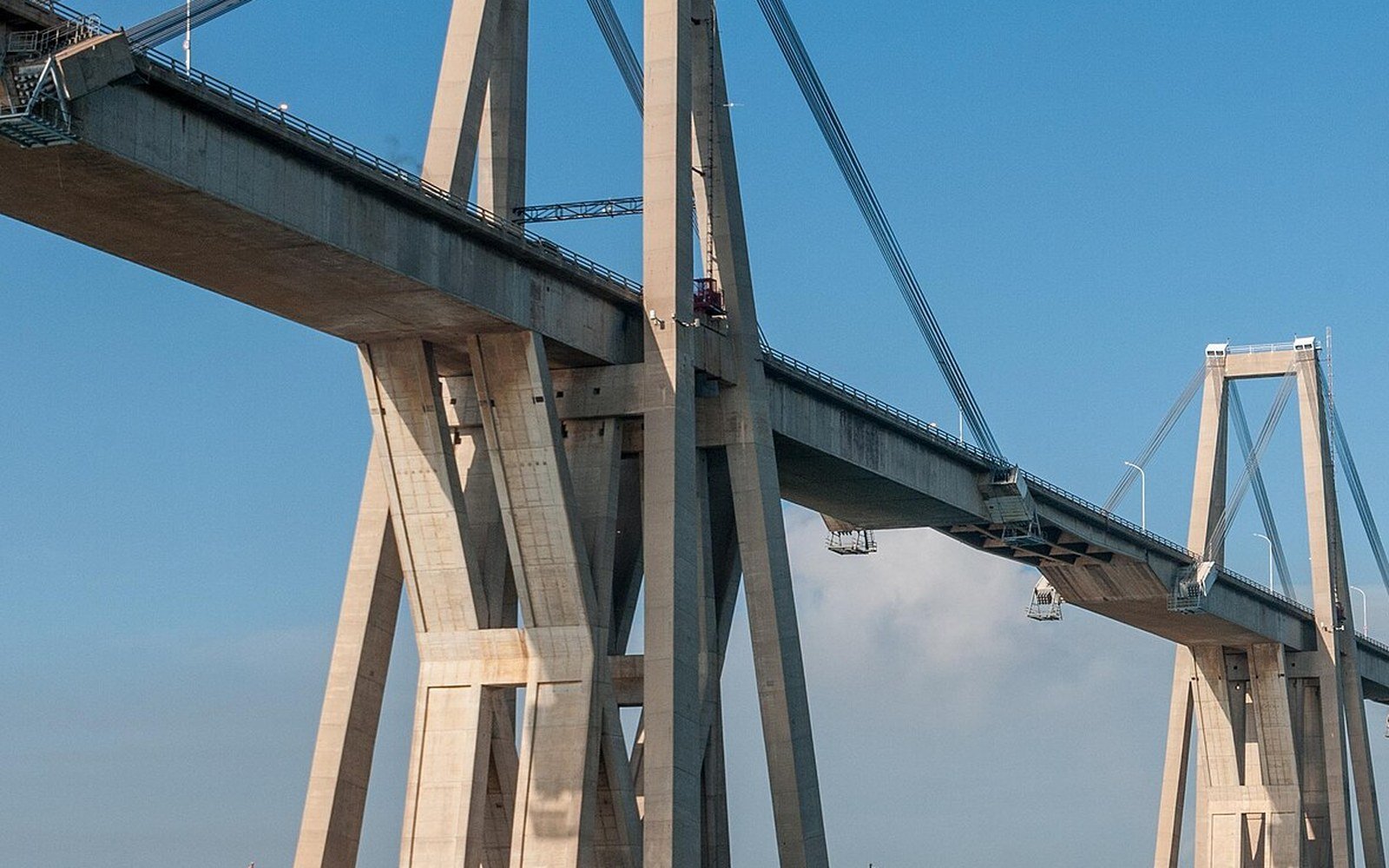 The concrete towers and deck of the General Rafael Urdaneta Bridge over Lake Maracaibo against a clear sky